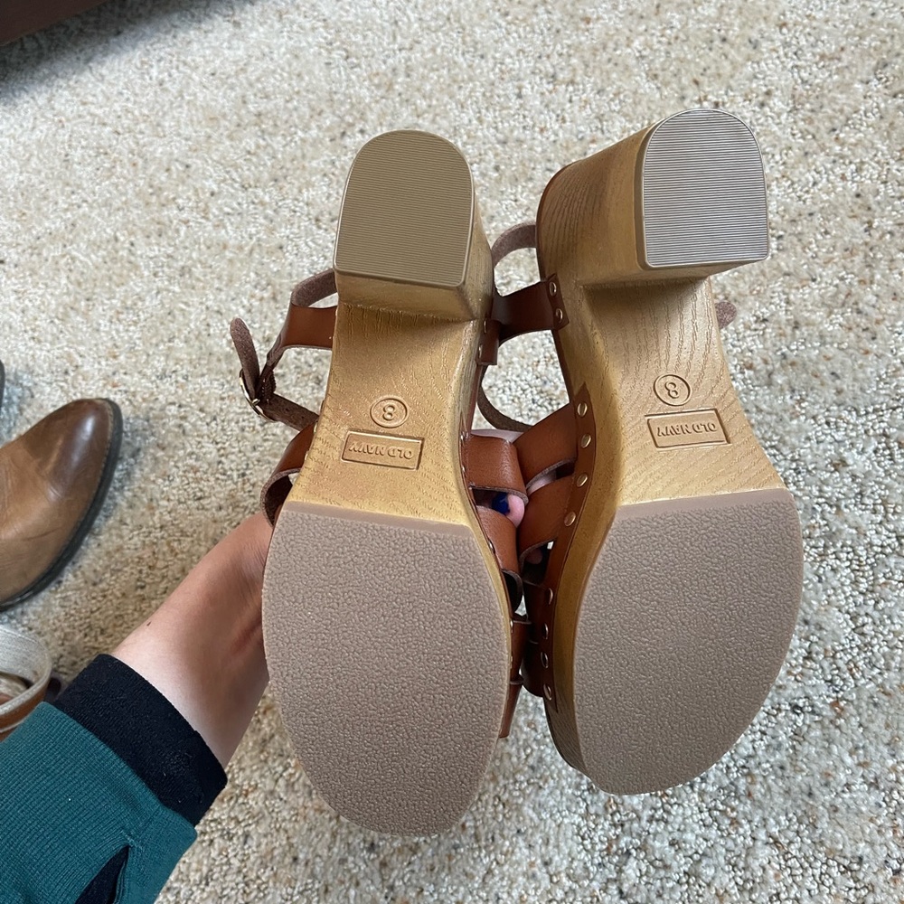 Old Navy Cognac Heeled Sandals - Picture 5 of 5